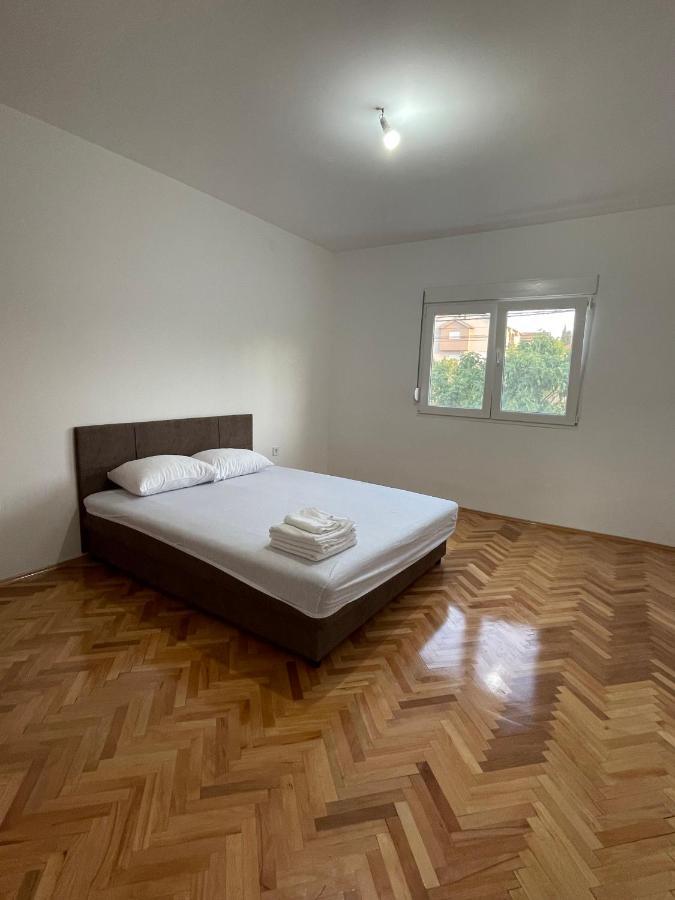 Entire Spacious Apartment With Free Parking Podgorica Exteriér fotografie